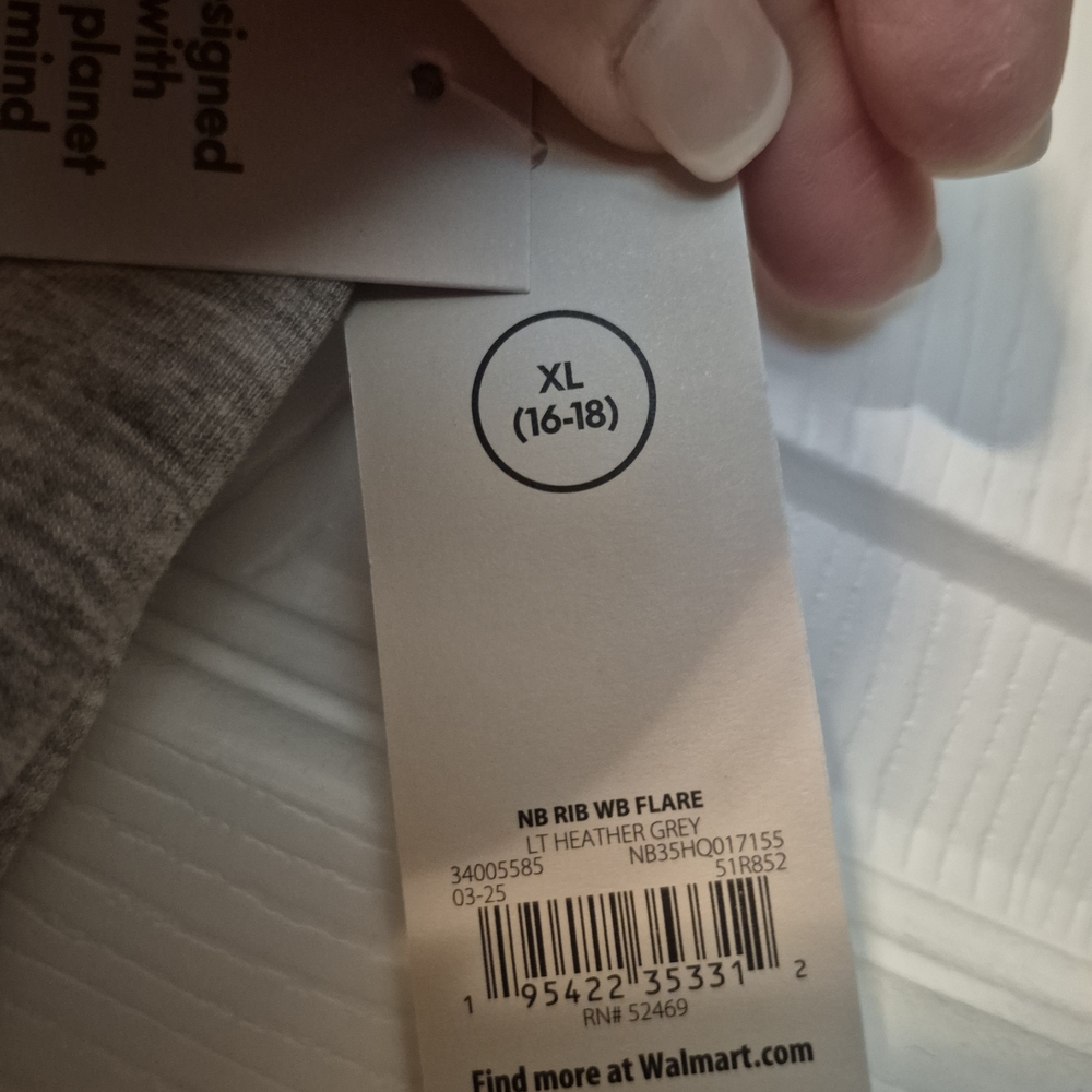 No Boundaries Heather Gray Lounge Pants - Picture 3 of 3
